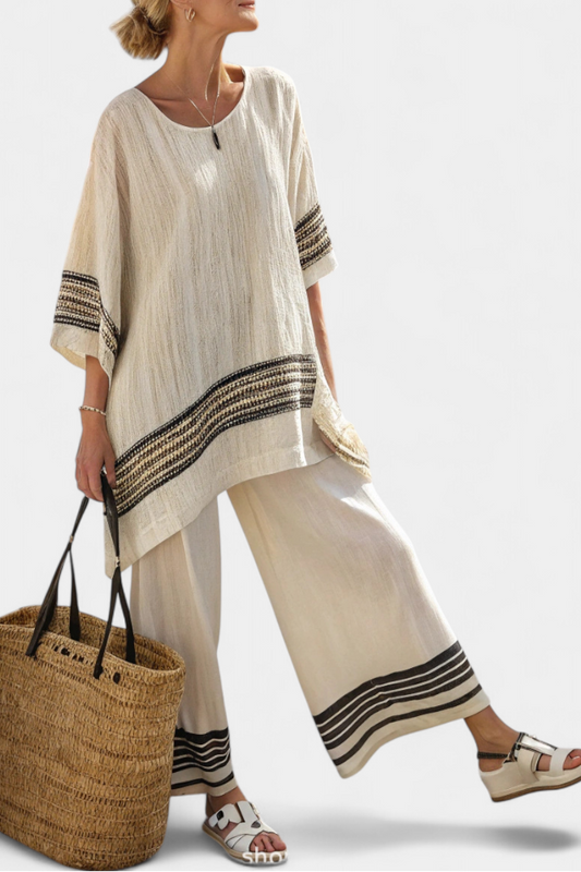 Mariella — Elegante top in lino a righe nere e pantaloni morbidi